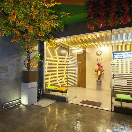 De Green Residence Jakarta Exteriör bild